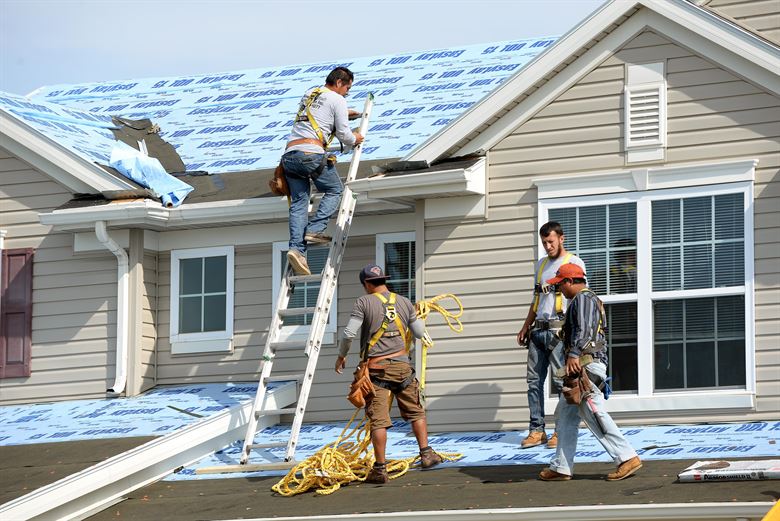 professional roofers